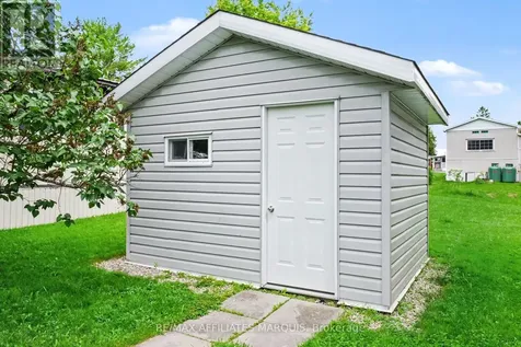 10 Saddle Avenue Rideau Lakes ON K7A 0J4