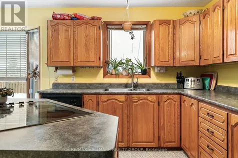 477 Duvernay Drive Ottawa ON K1E 2N7