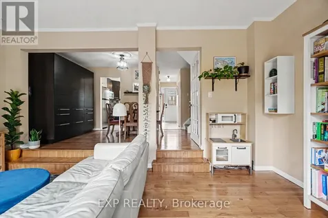 2030 Kelden Crescent Ottawa ON K1B 4X9