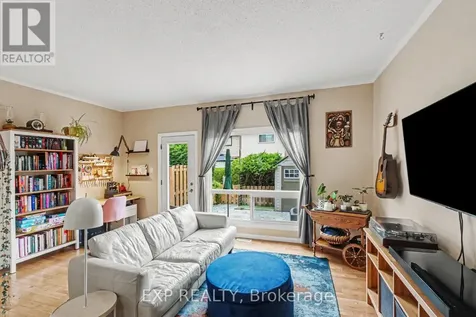 2030 Kelden Crescent Ottawa ON K1B 4X9