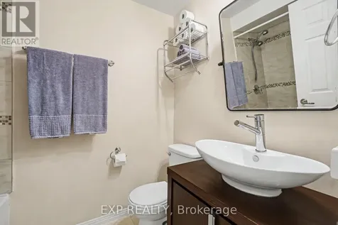 2030 Kelden Crescent Ottawa ON K1B 4X9