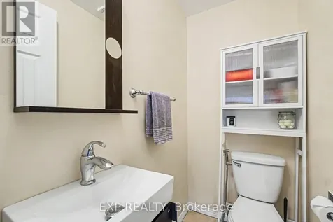 2030 Kelden Crescent Ottawa ON K1B 4X9