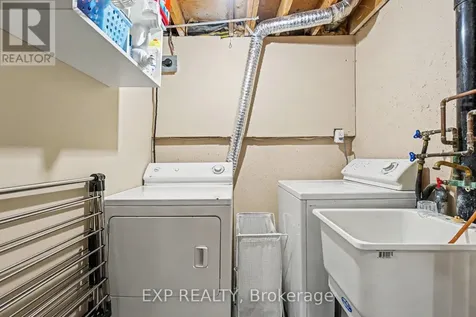 2030 Kelden Crescent Ottawa ON K1B 4X9