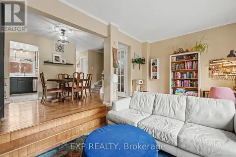 2030 Kelden Crescent Ottawa ON K1B 4X9