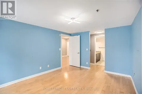 456 King Edward Avenue Ottawa ON K1N 7M9