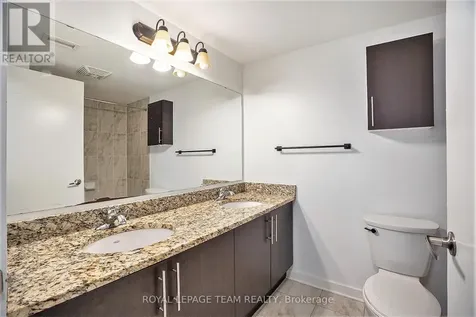 456 King Edward Avenue Ottawa ON K1N 7M9