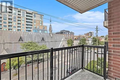 456 King Edward Avenue Ottawa ON K1N 7M9
