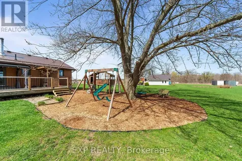 9221 Hickory Drive Strathroy-caradoc ON N7G 3H3