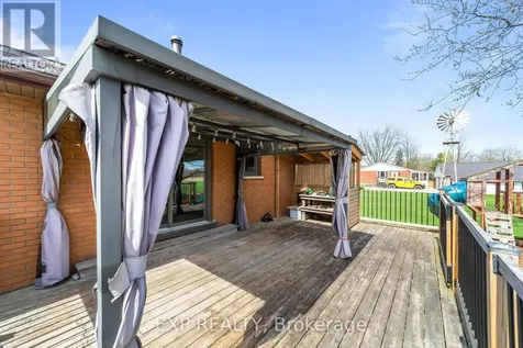 9221 Hickory Drive Strathroy-caradoc ON N7G 3H3