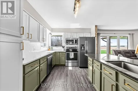 9221 Hickory Drive Strathroy-caradoc ON N7G 3H3