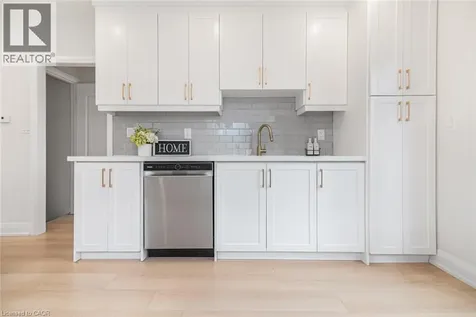 297 Britannia Avenue Hamilton ON L8H 1Y2