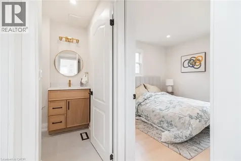 297 Britannia Avenue Hamilton ON L8H 1Y2