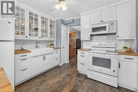 647 Woodward Avenue Milton ON L9T 3K4