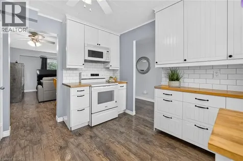 647 Woodward Avenue Milton ON L9T 3K4