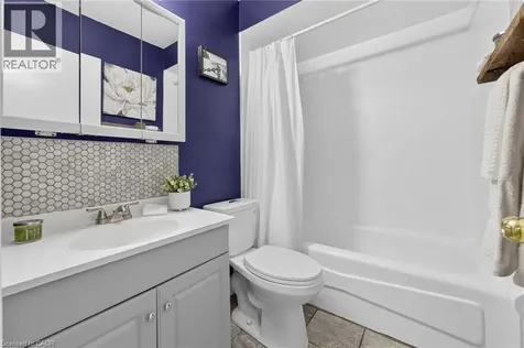 647 Woodward Avenue Milton ON L9T 3K4