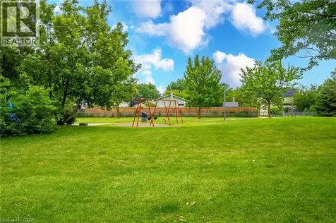 647 Woodward Avenue Milton ON L9T 3K4