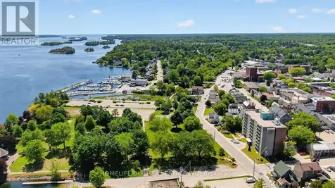 15 St Andrew Street Brockville ON K6V 0B8