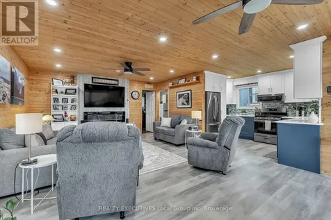 44 Lakeshore Road Bonfield ON P0H 1E0