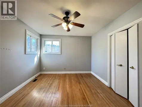 1595 Sun Valley Windsor ON N9C 3R1