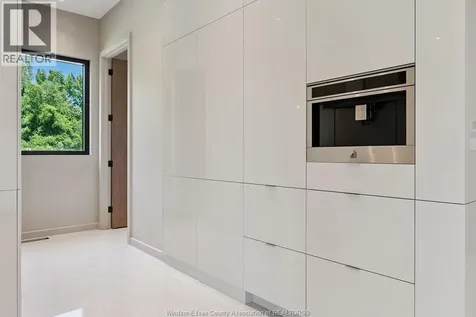 152 Grandview Avenue Kingsville ON N9Y 0C8