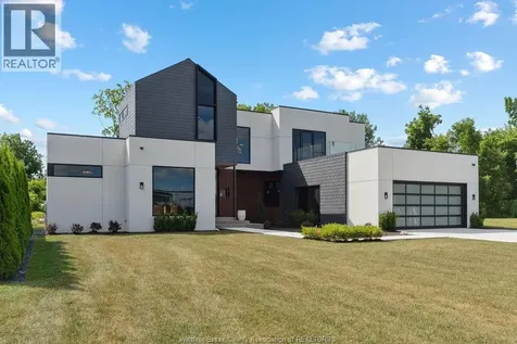 152 Grandview Avenue Kingsville ON N9Y 0C8