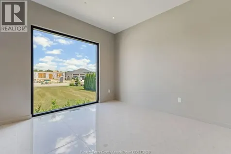 152 Grandview Avenue Kingsville ON N9Y 0C8