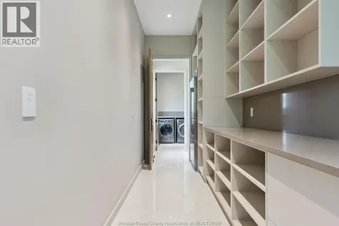 152 Grandview Avenue Kingsville ON N9Y 0C8