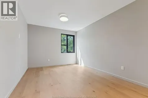 152 Grandview Avenue Kingsville ON N9Y 0C8