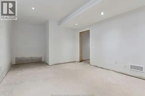 152 Grandview Avenue Kingsville ON N9Y 0C8