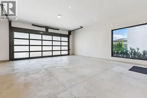 152 Grandview Avenue Kingsville ON N9Y 0C8