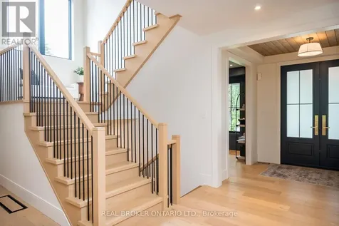 5 Arletta Street Halton Hills (georgetown) ON L7G 3J2