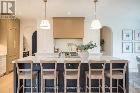 5 Arletta Street Halton Hills (georgetown) ON L7G 3J2