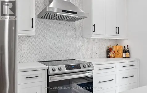 44 Sunnyshore Park Drive Mckellar ON P2A 0B5