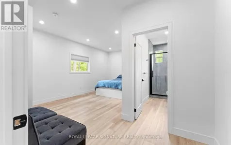 44 Sunnyshore Park Drive Mckellar ON P2A 0B5