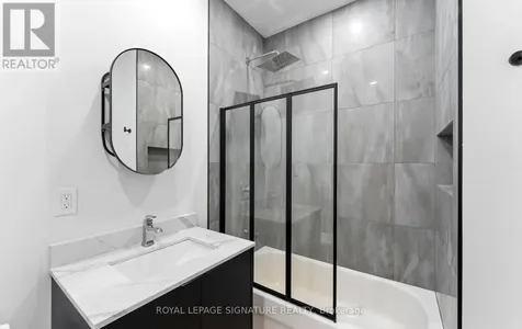 44 Sunnyshore Park Drive Mckellar ON P2A 0B5