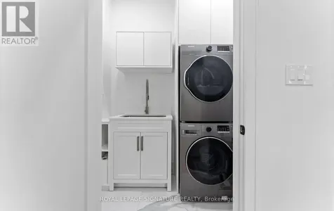 44 Sunnyshore Park Drive Mckellar ON P2A 0B5