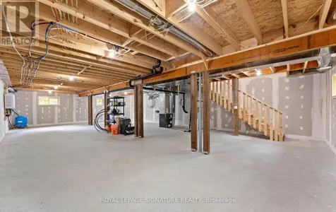 44 Sunnyshore Park Drive Mckellar ON P2A 0B5