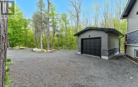 44 Sunnyshore Park Drive Mckellar ON P2A 0B5