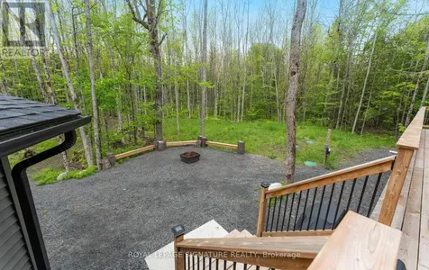 44 Sunnyshore Park Drive Mckellar ON P2A 0B5