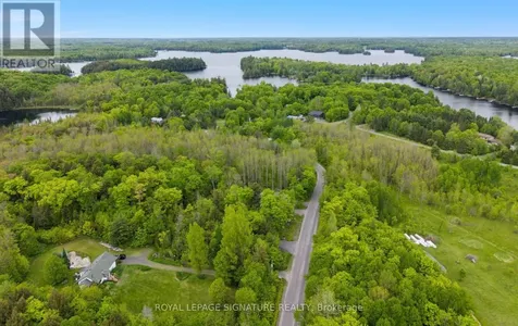 44 Sunnyshore Park Drive Mckellar ON P2A 0B5