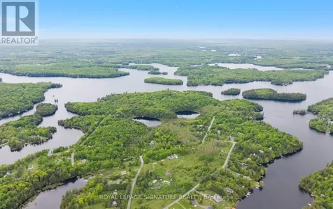 44 Sunnyshore Park Drive Mckellar ON P2A 0B5