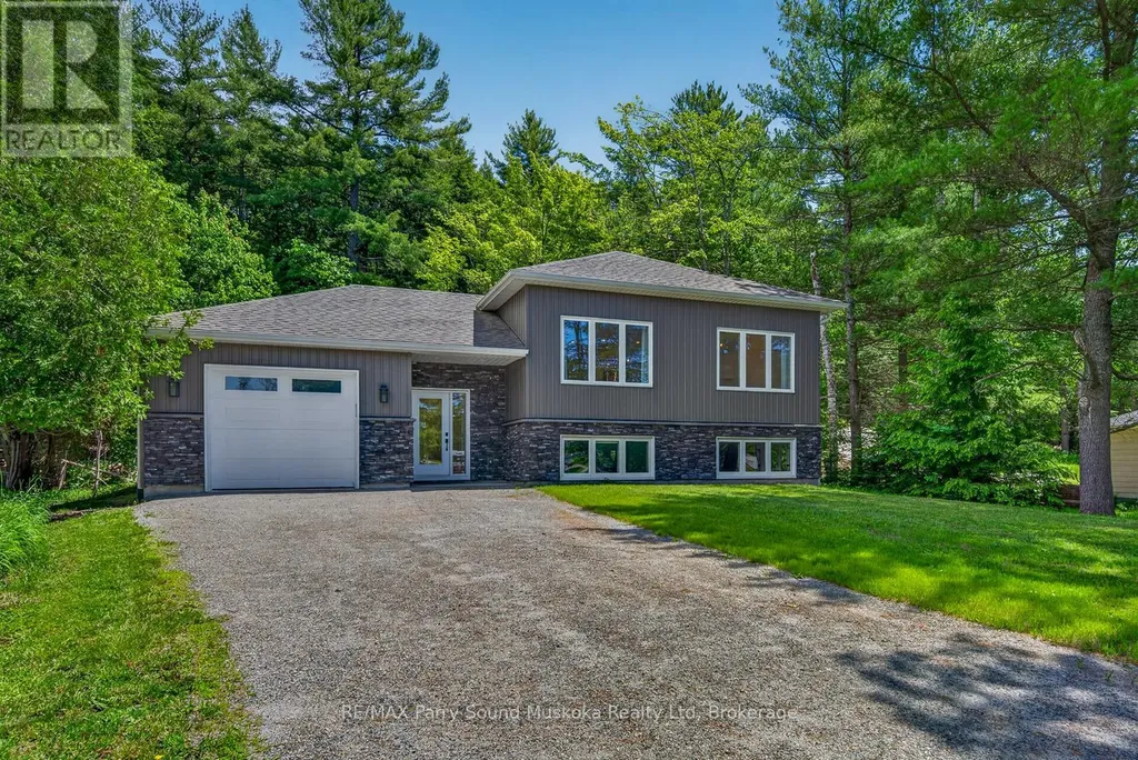 10 Glenrock Road Mcdougall ON P2A 2W9