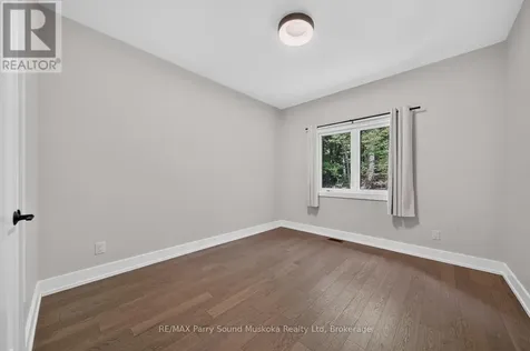 10 Glenrock Road Mcdougall ON P2A 2W9