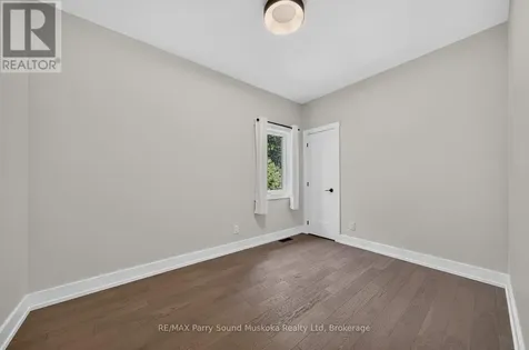 10 Glenrock Road Mcdougall ON P2A 2W9