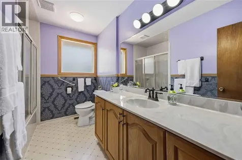 1102 Indian Road Sarnia ON N7V 4C5