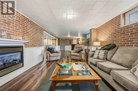 1102 Indian Road Sarnia ON N7V 4C5