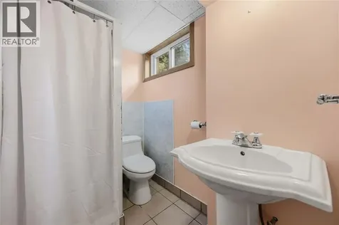 1102 Indian Road Sarnia ON N7V 4C5