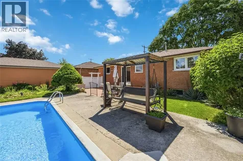 1102 Indian Road Sarnia ON N7V 4C5