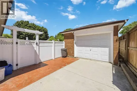 1102 Indian Road Sarnia ON N7V 4C5
