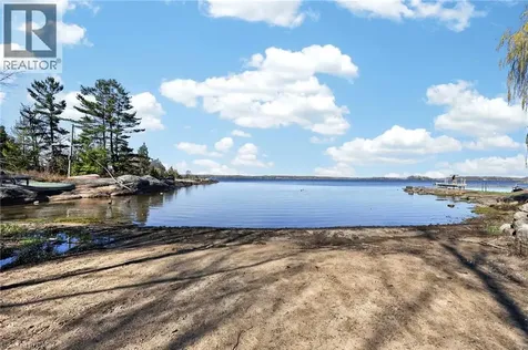 68 Forest Harbour Parkway Waubaushene ON L0K 2C0